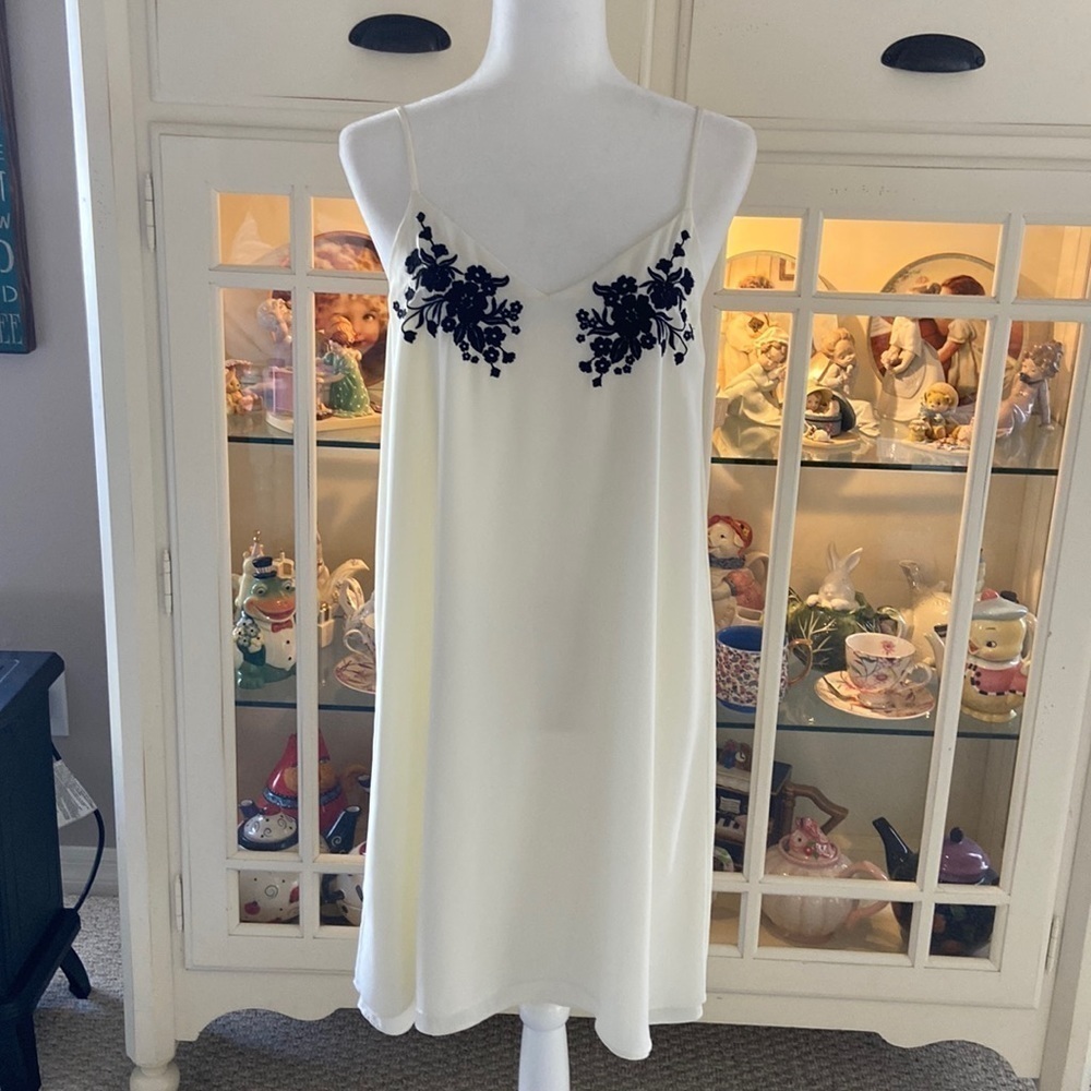 Mi Ami Slip dress Fully lined Cream with Black Floral Appliqué